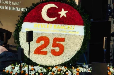 MHP Genel Başkanı Bahçeli’den AK Parti’nin 25. kuruluş yıl dönümüne özel çelenk 