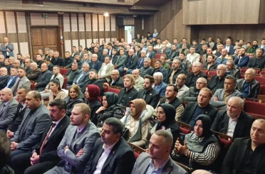 MHP Genel Sekreteri Büyükataman, İnegöl’de STK temsilcileri ve muhtarlarla buluştu 