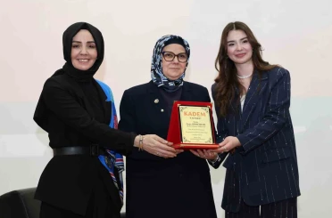 Milletvekili Böhürler, ERÜ’de gençlerle buluştu 