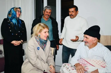 Milletvekili Ölmeztoprak, esnaf ve vatandaşlarla bir araya geldi 