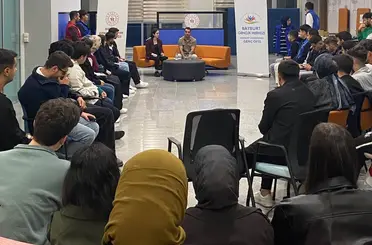Milli boksör Şipal gençlerle buluştu
