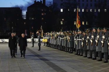 Milli Savunma Bakanı Güler, Almanya Savunma Bakanı Pistorius ile bir araya geldi 