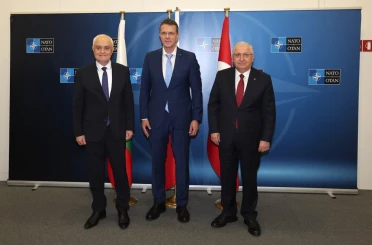 Milli Savunma Bakanı Güler, Romanya ve Bulgaristan savunma bakanlarıyla bir araya geldi 