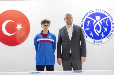 Milli yüzücü Aydın Büyükşehir Belediyespor’da 