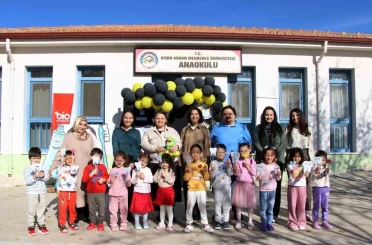 Minik çocuklara ağız ve diş sağlığı eğitimi 