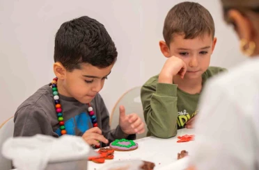 Minik şeflerden ‘yılbaşı’ kurabiyeleri 