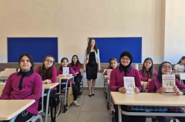 Minik yürekler, kalemleriyle Gazze’nin sesi oldular 