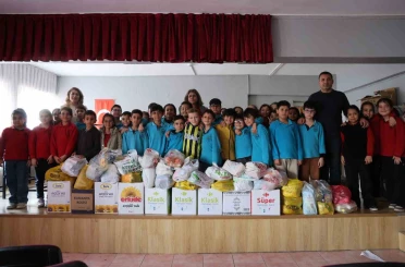 Minik yüreklerden büyük dayanışma 