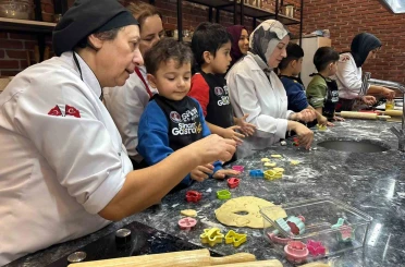 Minikler Gastro Sincan’da kurabiye yaptı 