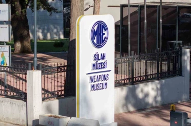 MKE Silah Müzesi açılmadı, gençler tepki gösterdi: "Yerli ve milli silahlarımızı görmek hakkımız" 