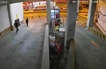 Motosiklet çaldılar, gezerken yakalandılar 