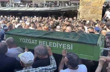 Motosiklet sürücüsü kazada hayatını kaybetti

