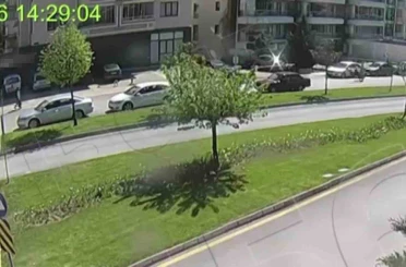 Motosikletin önünü 3 saniyeliğine kaldırdı, 46 bin TL ceza yedi 