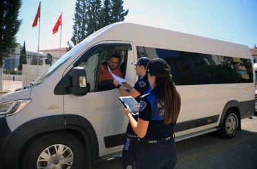 Muğla Büyükşehir zabıtasından servis araçlarına ‘Öğrenci Güvenliği’ denetimi 