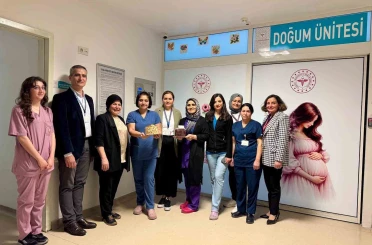 Muğla Eğitim ve Araştırma Hastanesi’nde ebeler unutulmadı 
