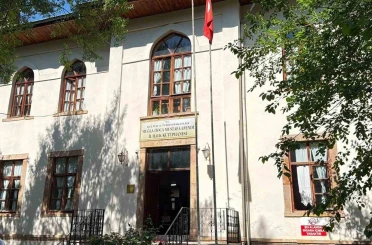 Muğla Halk Kütüphanesi güçlendirme için tahliye ediliyor 