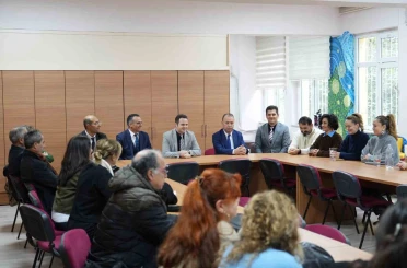 Muğla İl Milli Eğitim Müdürü çay öğrenci ve öğretmenlerle bir araya geldi 