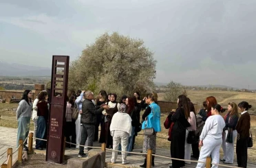 Muğlalı gençler medeniyet, tarih ve kültür kampı ile Bitlis ve Van’ı keşfetti 