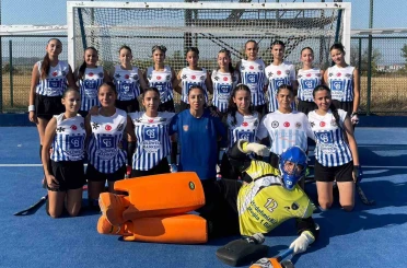 Muğla’nın kız hokeycileri Türkiye 5’incisi oldu 