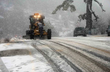 Muğla’nın yüksek kesimlerinde kar yağışı etkili olmaya başladı 