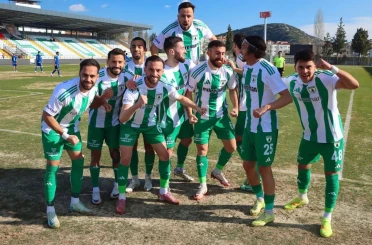 Muğlaspor savunmasıyla zirvede 