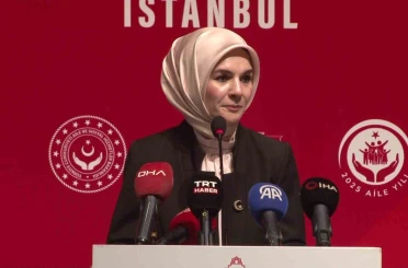 Muhtarlarla buluşan Bakan Göktaş: "Sizlerin farkındalığı, aileyi koruma çabamızın en güçlü halkasıdır" 