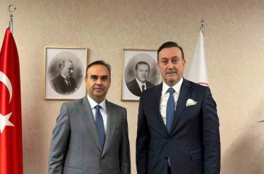 Muradiye OSB Başkanı Kıvırcık’tan Bakan Kacır’a ziyaret: Yeşil dönüşüm başlıyor 