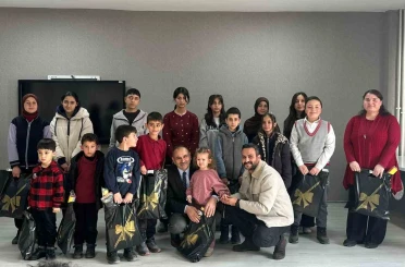 Muradiye’de 2. kitap okuma yarışması ödül töreni düzenlendi 