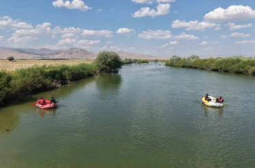 Murat Nehri’nde kaybolan Berat’ı arama çalışmaları 7. gününde 