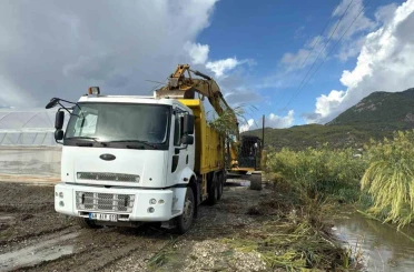 MUSKİ, Fethiye ve Seydikemer’de 77 km dere temizliği yaptı 