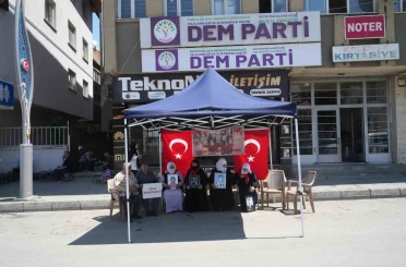 Muşlu ailelerin evlat nöbeti devam ediyor 