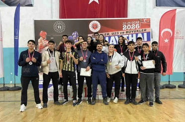 Muşlu sporculardan Muaythai Bölge Şampiyonası’nda büyük başarı 