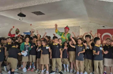 Nasrettin Hoca, Hacivat ve Karagöz kültür şölenine konuk oldu 