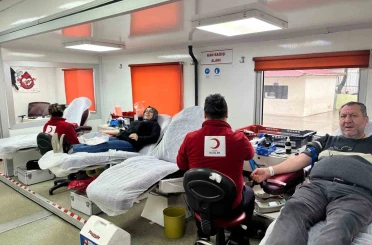 Nazilli’de öğrenci velilerinden kan bağışı yarışı 