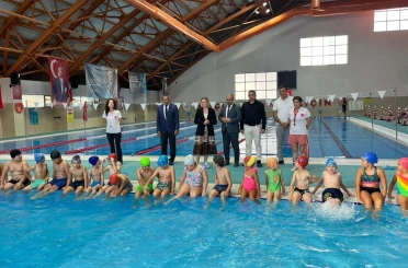 Nazilli’de yüzme bilmeyen öğrenci kalmayacak 