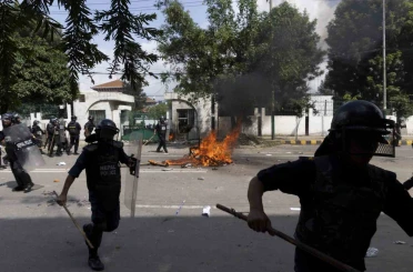 Nepal’de sosyal medya yasağı protestolarında ölü sayısı 19’a yükseldi 