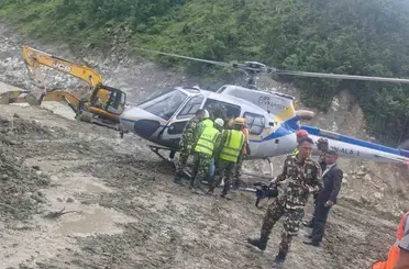 Nepal’deki sel felaketinden 10 gün sonra hidroelektrik tünelinden 2 işçi kurtarıldı
