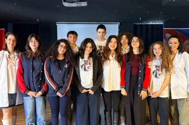 New York Times’ın yarışmasında İzmirli öğrencilerden başarı tablosu 