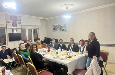 Niğde Kemal Çetintürk İlkokulu’nda Ramazan sofrası 