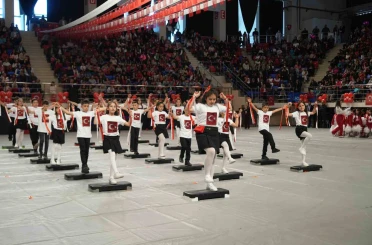 Niğde’de 23 Nisan Coşkusu tören ve gösterilerle kutlandı 