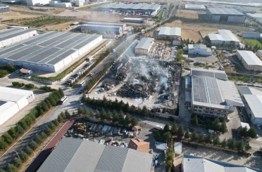 Niğde’deki fabrika yangını 10 saatlik çalışma ile söndürüldü 
