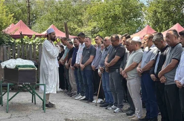 Nişanından iki gün sonra hayatını kaybeden genç DJ, son yolculuğuna uğurlandı