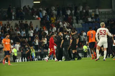Nuri Şahin, maç sonunda kırmızı kart gördü
