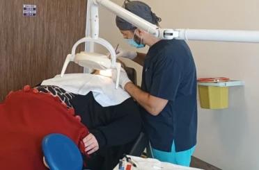 Obezite nedeniyle yıllardır diş tedavisi olamayan hasta sağlığına kavuştu 