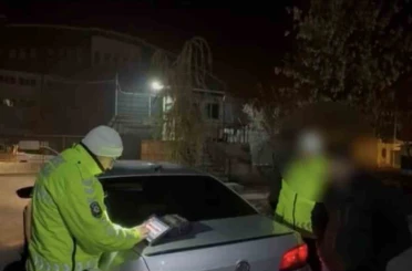 Öğrenci yurdu önünde drift atan sürücü yakalandı 