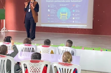 Öğrenciler afetler ve 112 Acil Çağrı Merkezi hakkında bilgilendirildi 