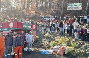 Öğrencilere yangın ve çevre bilinci konusunda yerinde bilgi verildi 