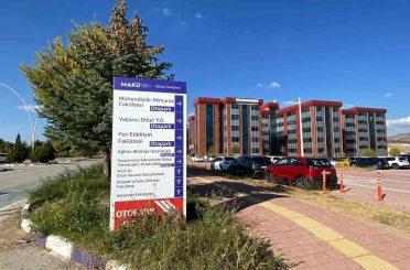 Öğrencisine taciz iddiasıyla hakkında soruşturma açılan öğretim görevlisi görevinden uzaklaştırıldı 