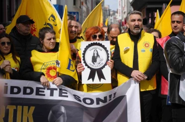 Öğretmen cinayetine tepki 