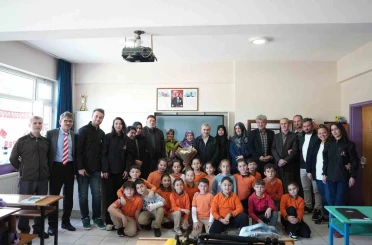 Öğretmenler Günü’nde Düzce Belediyesi’nden anlamlı kutlama 